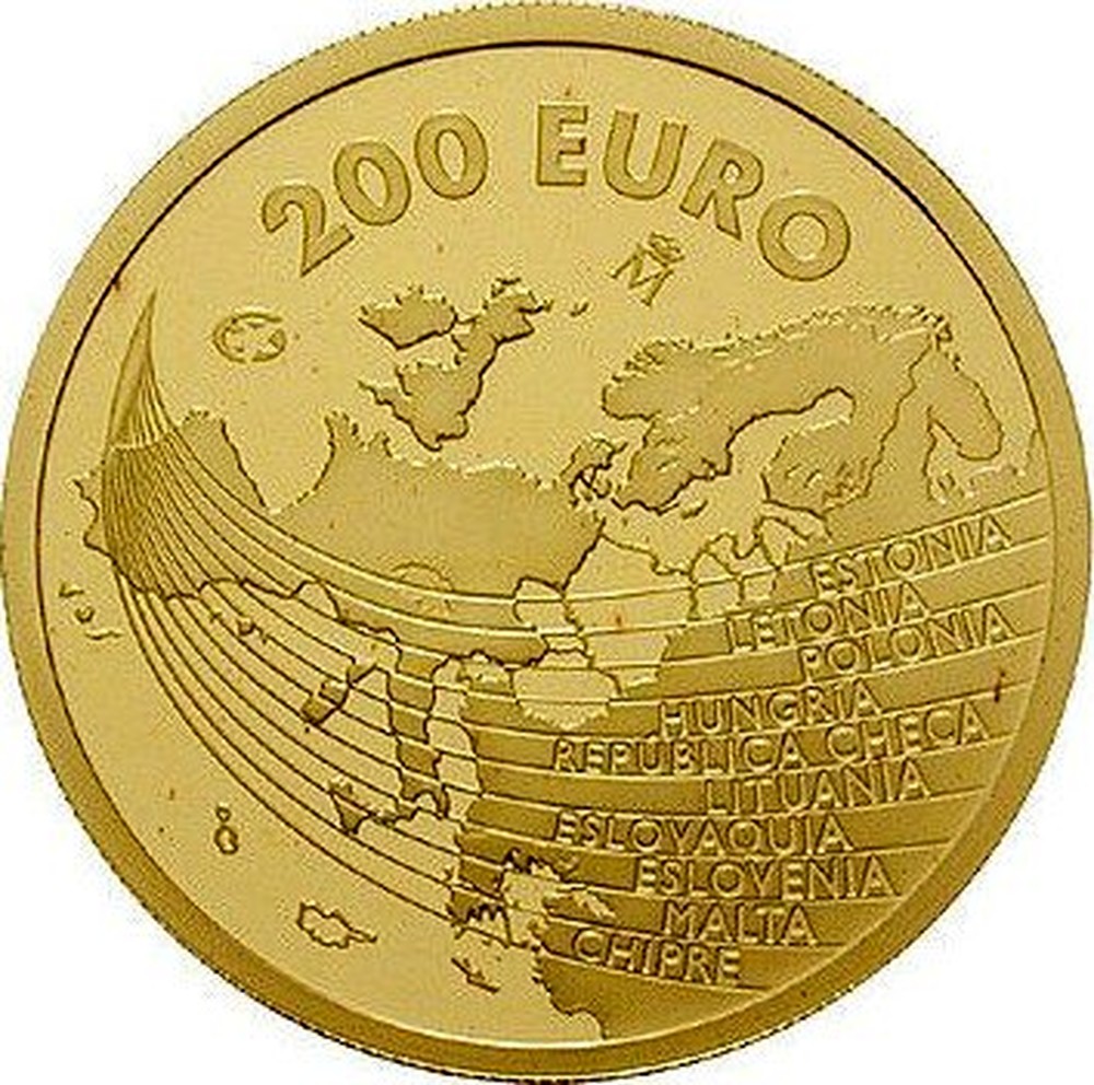 Gold spain. Spain 1 Euro 2022. Spanish 200 Euro 2002. Spanish 200 Euro 2005.