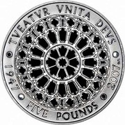UK Five Pounds 60th Anniversary of the Wedding of Queen Elizabeth II (2007) British Royal Mint Proof KM# 1077a TVEATVER VNITA DEVS * 1947 * FIVE POUNDS * 2007 * e.n. coin reverse UK Five Pounds 60th Anniversary of the Wedding of Queen Elizabeth II (2007) British Royal Mint Proof KM# 1077a TVEATVER VNITA DEVS * 1947 * FIVE POUNDS * 2007 * e.n. coin reverse