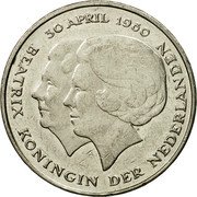 Netherlands 1 Gulden Beatrix Investiture of New Queen 1980 KM# 200 BEATRIX KONINGIN DER NEDERLANDEN 30 APRIL 1980 coin obverse Netherlands 1 Gulden Beatrix Investiture of New Queen 1980 KM# 200 BEATRIX KONINGIN DER NEDERLANDEN 30 APRIL 1980 coin obverse
