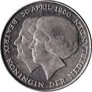 Netherlands 2 1/2 Gulden Beatrix Investiture of New Queen 1980 KM# 201a BEATRIX KONINGIN DER NEDERLANDEN 30 APRIL 1980 coin obverse